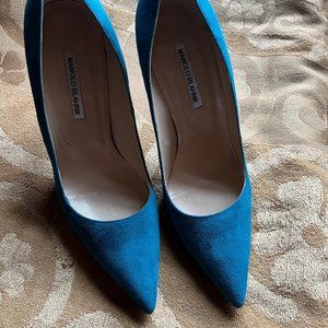 Manolo Blahnik Blue Teal Suede Pumps Size 41.5 95mm heel